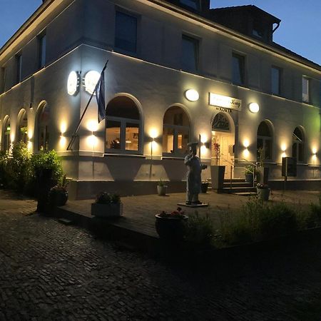 Schweier Krug Hotel Buitenkant foto