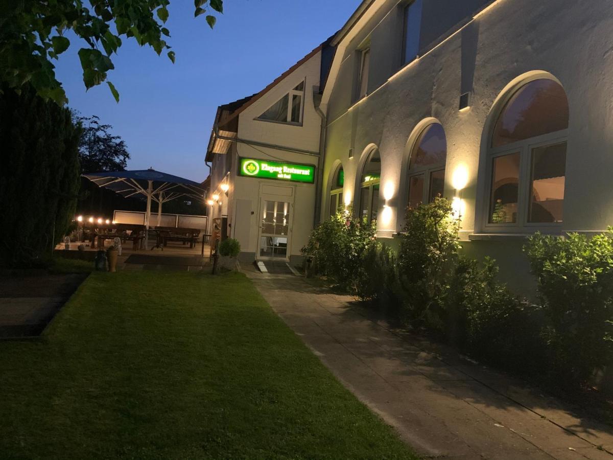 Schweier Krug Hotel Buitenkant foto
