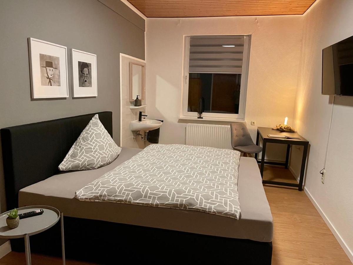 Schweier Krug Hotel Buitenkant foto